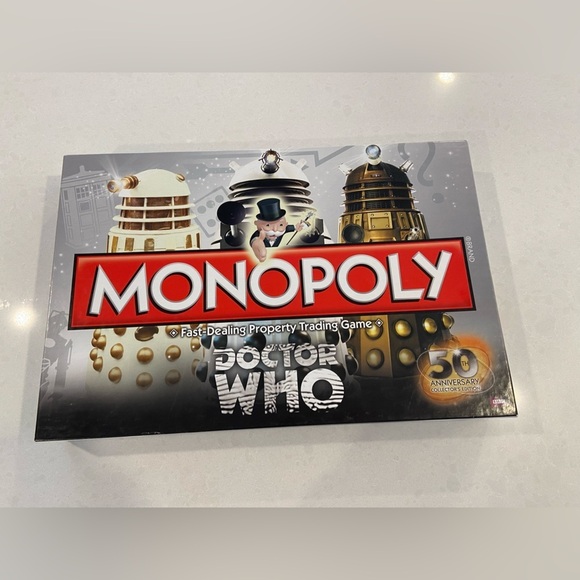 Doctor Who 50th Anniversary Collector's Edition Monopoly - Picture 2 of 14